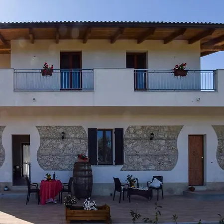 1 Bedroom Stunning In